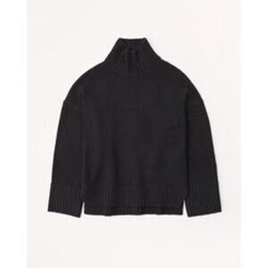 Abercrombie Tuckable Easy Turtleneck Sweater
